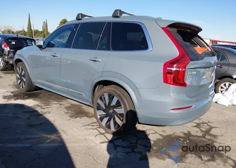 2023 Volvo Xc90 Recharge Plug-In Hybrid T8 Ultimate Bright Theme 7-Seater из США, поврежденный, VIN YV4H60CA4P1993834